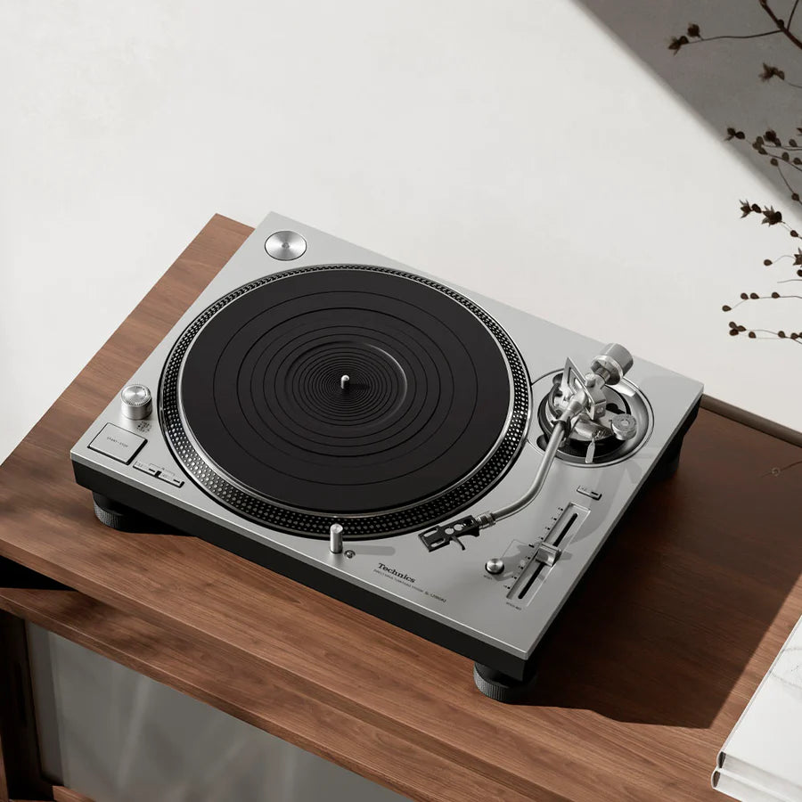 Technics Direct Drive Turntable System 