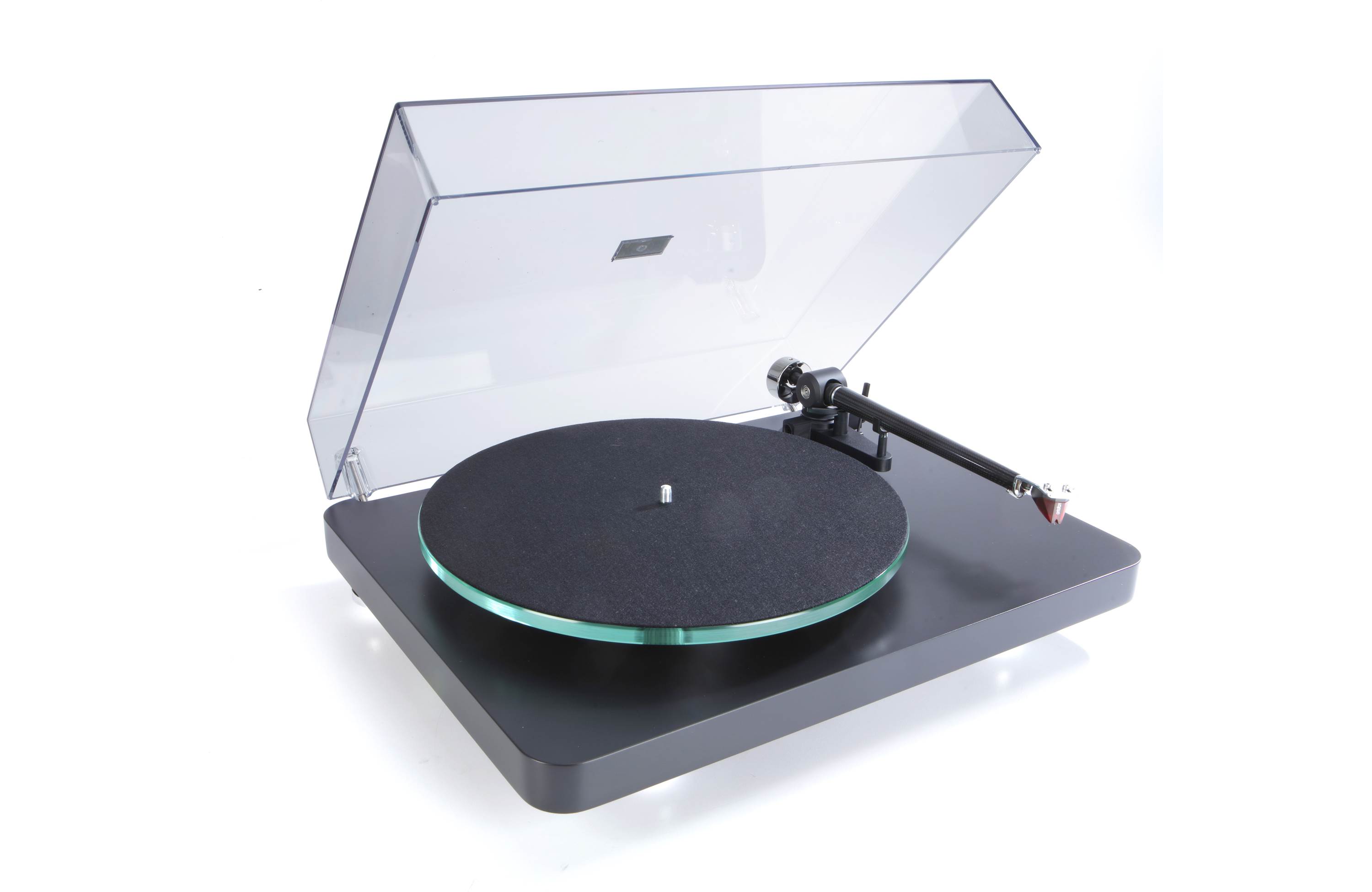 NAD C 588 Manual belt-drive turntable with factory-installed moving ma