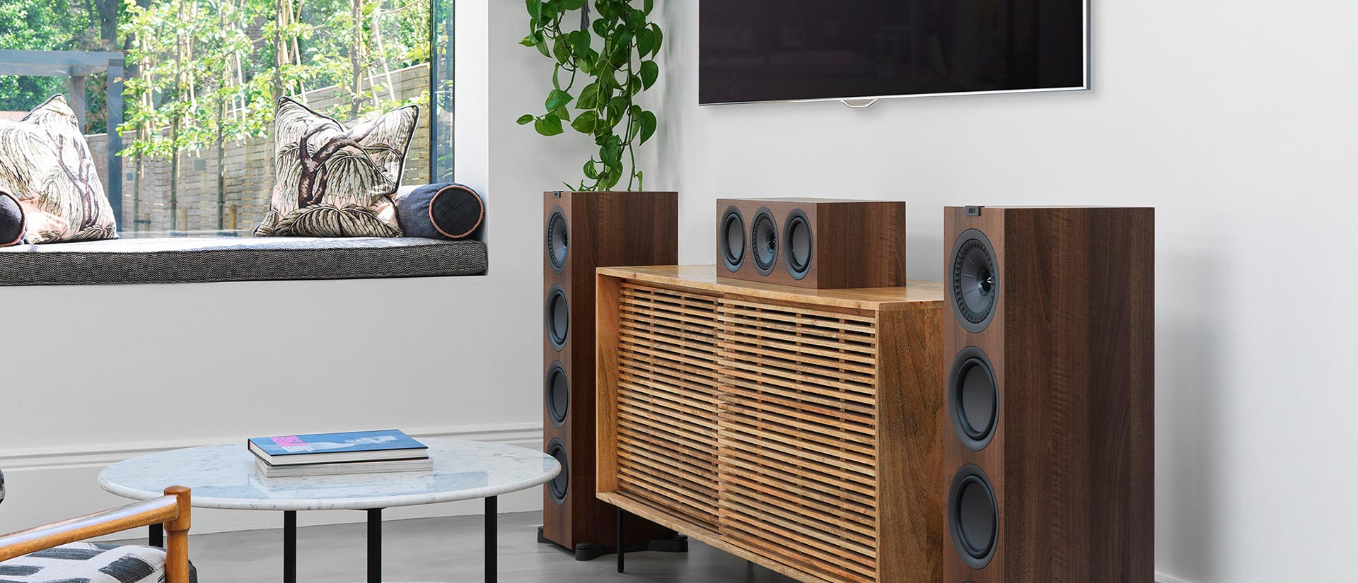 Kef q550 best sale floorstanding speaker